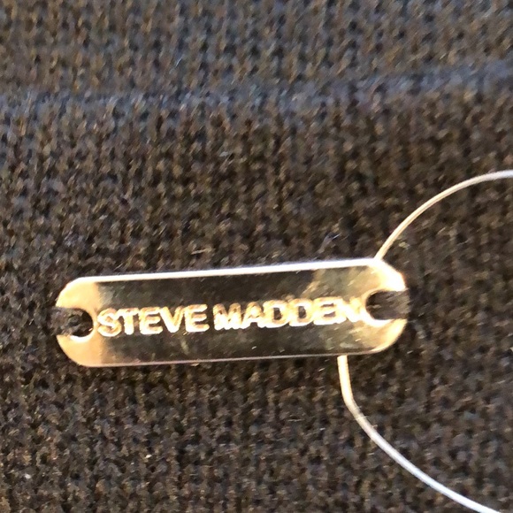 STEVE MADDEN Back Pack/Hats - Picture 5 of 12